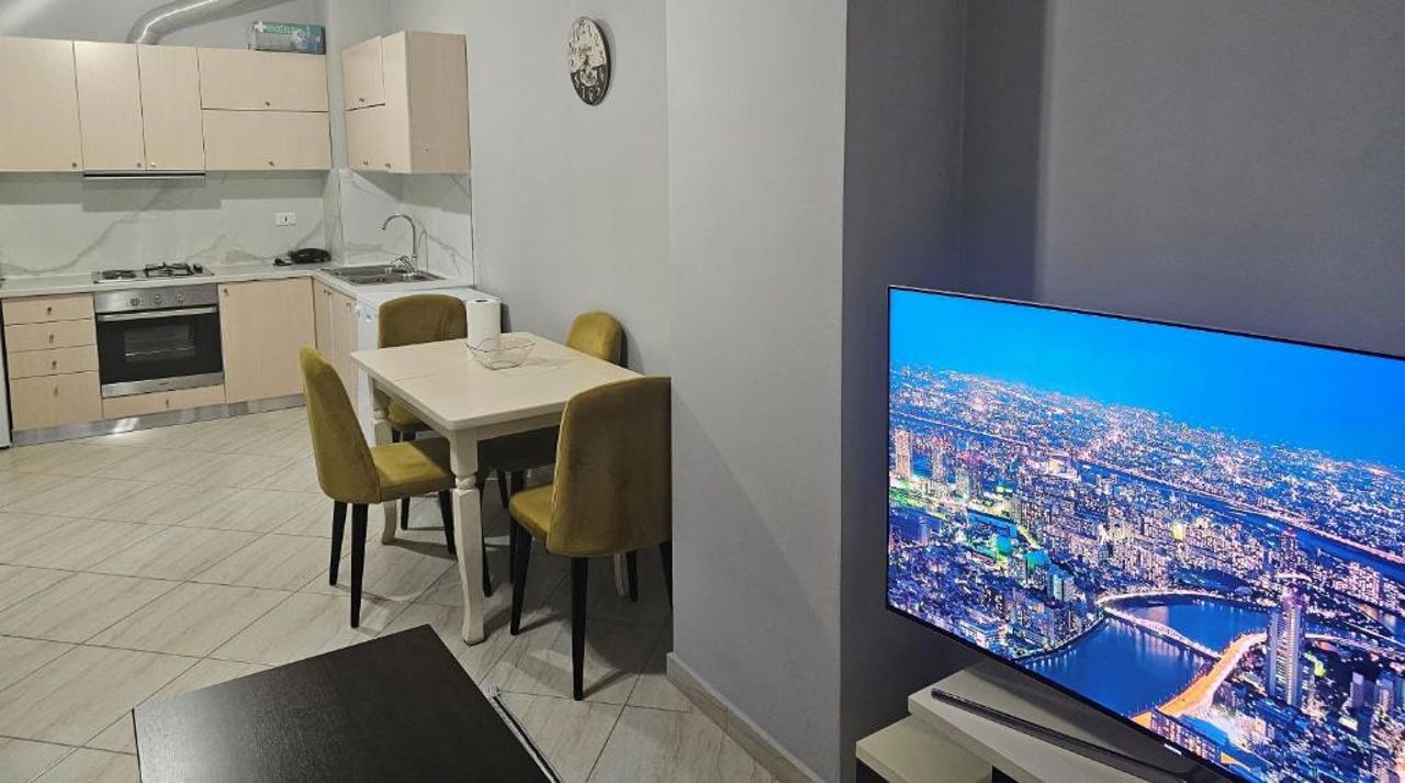 Pleasing Place with free parking on site in Tirana Komuna e Parisit
