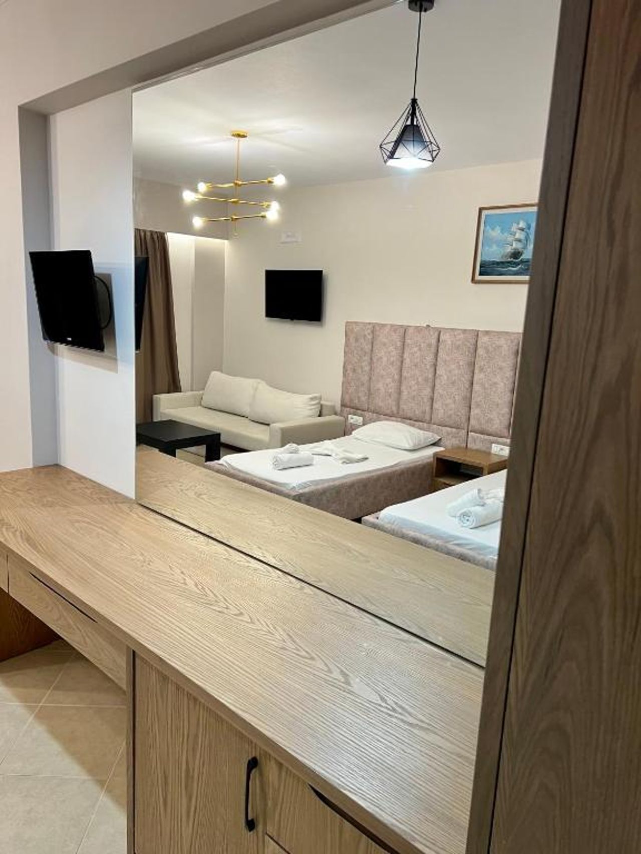 Karos Hotel Llaman