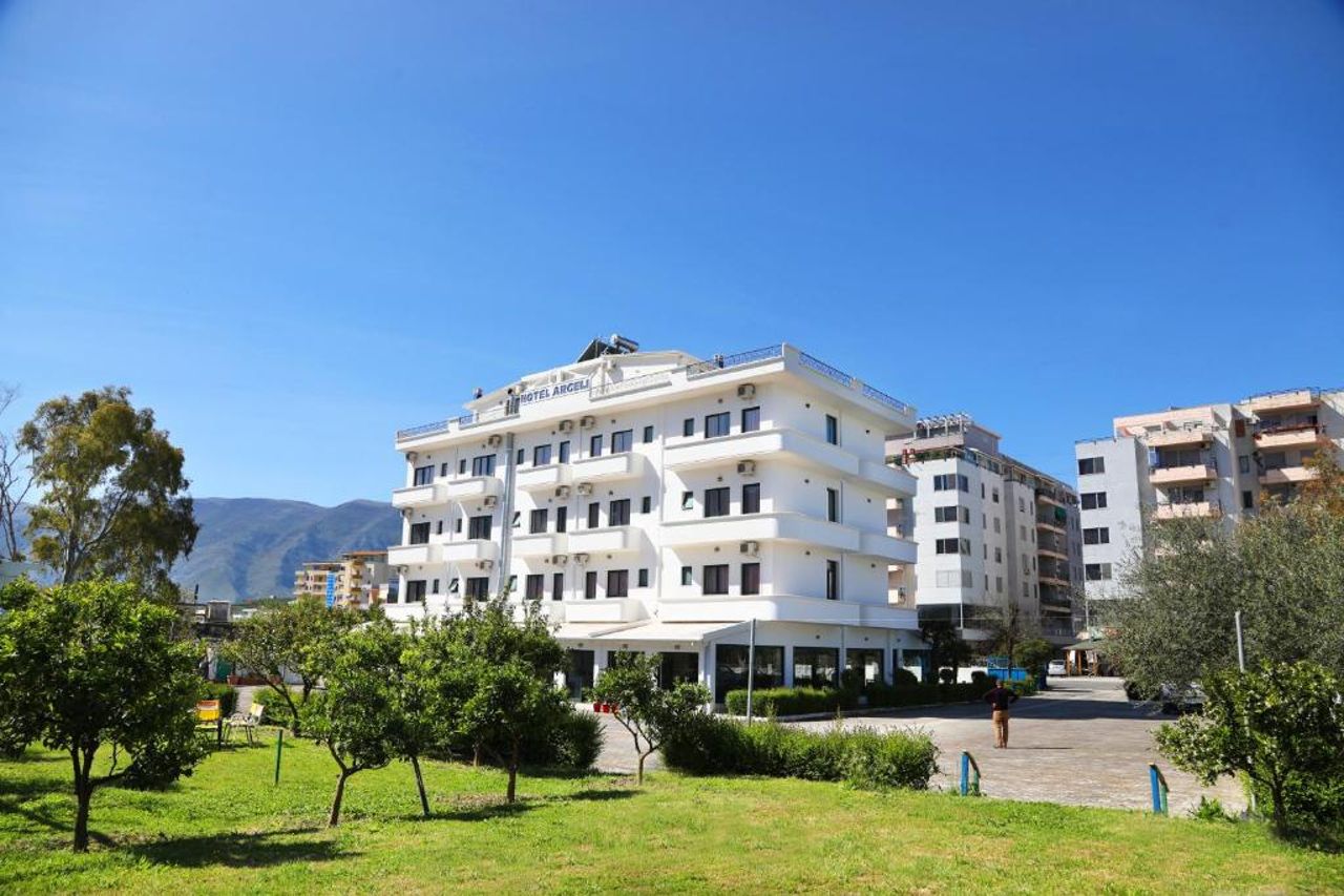 Hotel ARGELI ( Restaurant TANI)