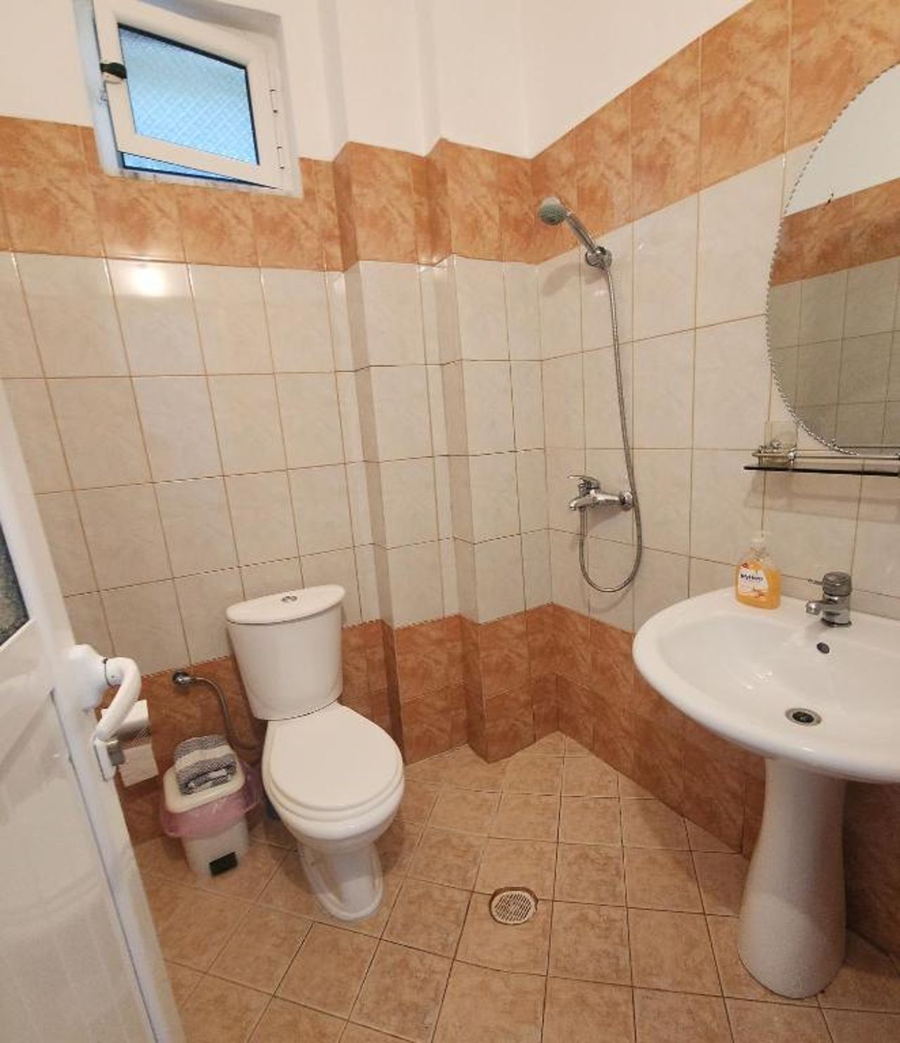 Amelie's Apartments & Beach Saranda