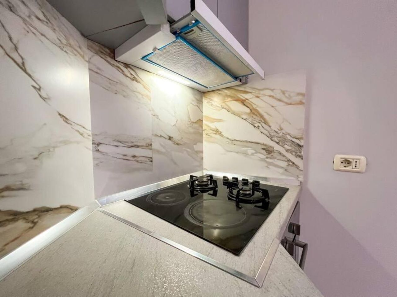 Scanderbeg Square 2BR APT