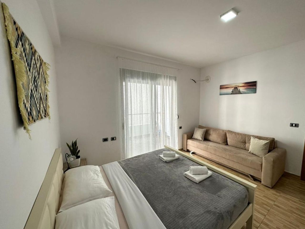 TreA Accomodations - Despacito Port Side