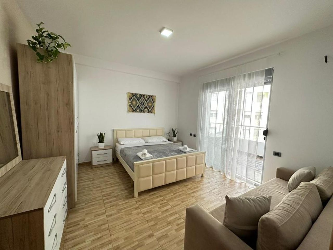 TreA Accomodations - Despacito Port Side