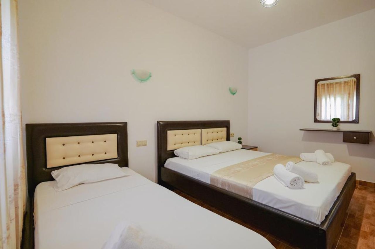 Apartments & Hotel Eleanna