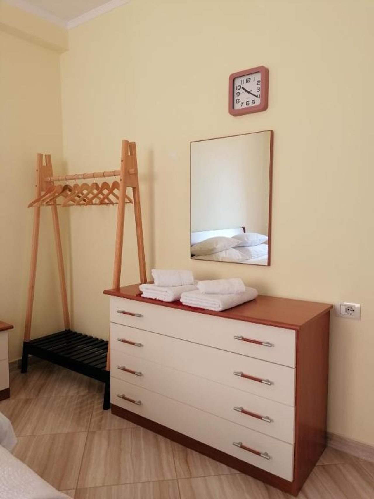 Holiday Center Apartment