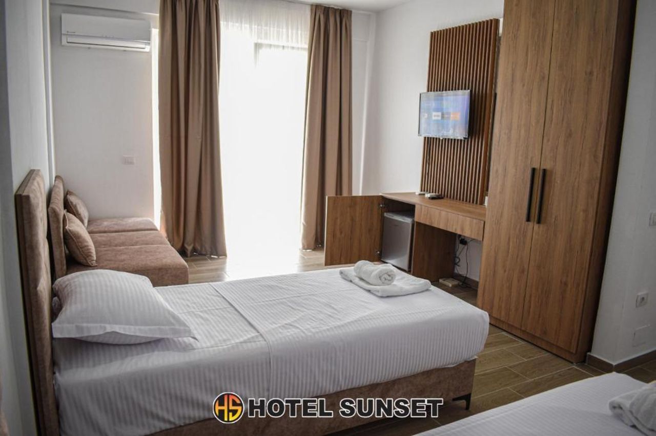 Hotel Sunset