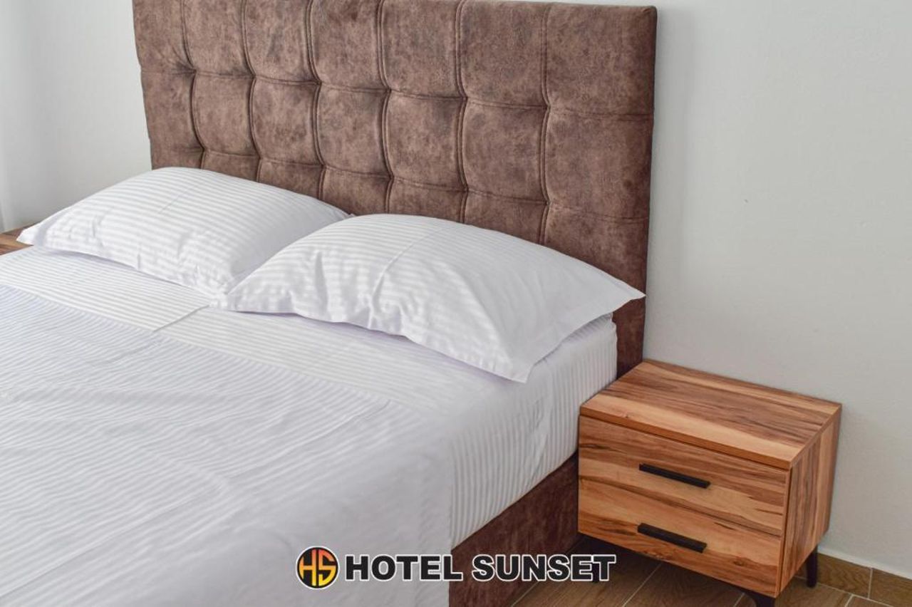 Hotel Sunset