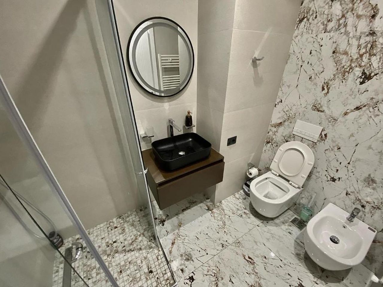 Lux Apartment 01 + Free Parking