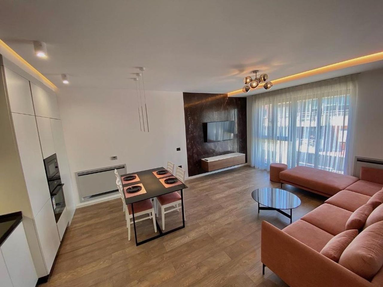 Lux Apartment 01 + Free Parking