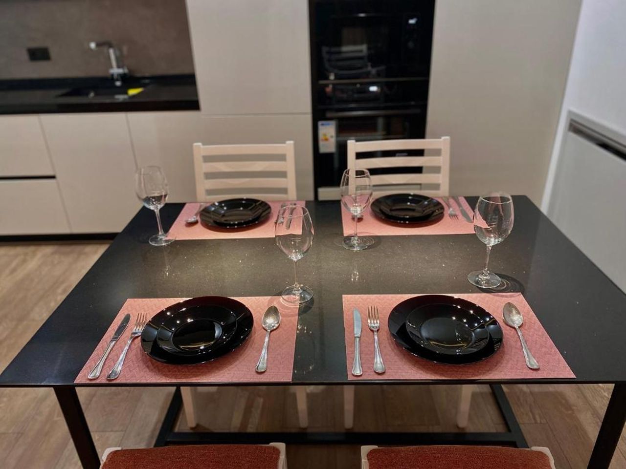 Lux Apartment 01 + Free Parking