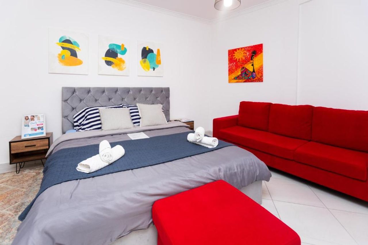 Modern central studio