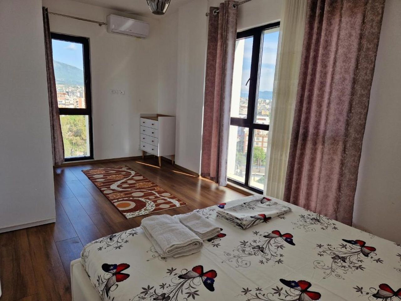 Luxury Apartment 10