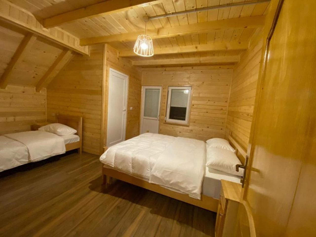 Adenisi guesthouse
