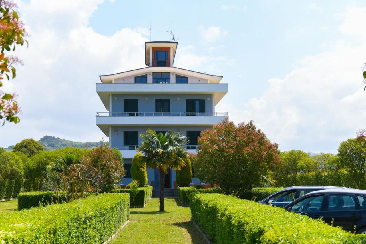 Aldesa Apartments