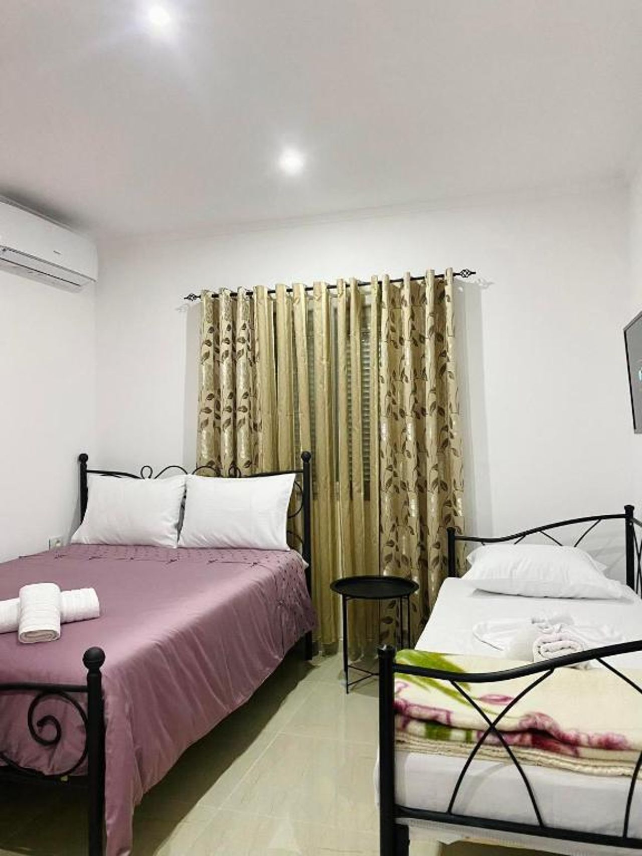 Arti Apartments