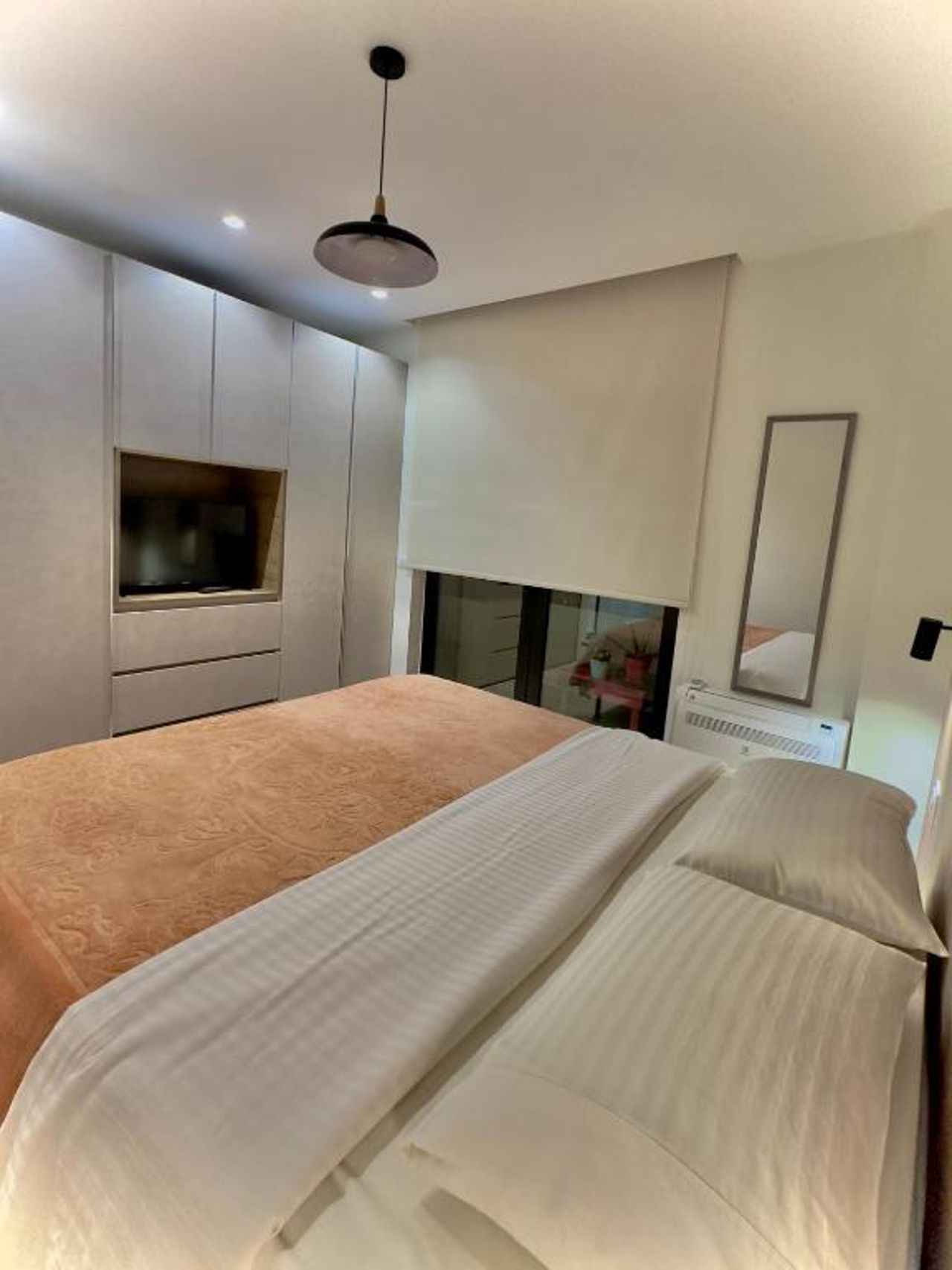 Charming and Bright Tirana Center Apartament