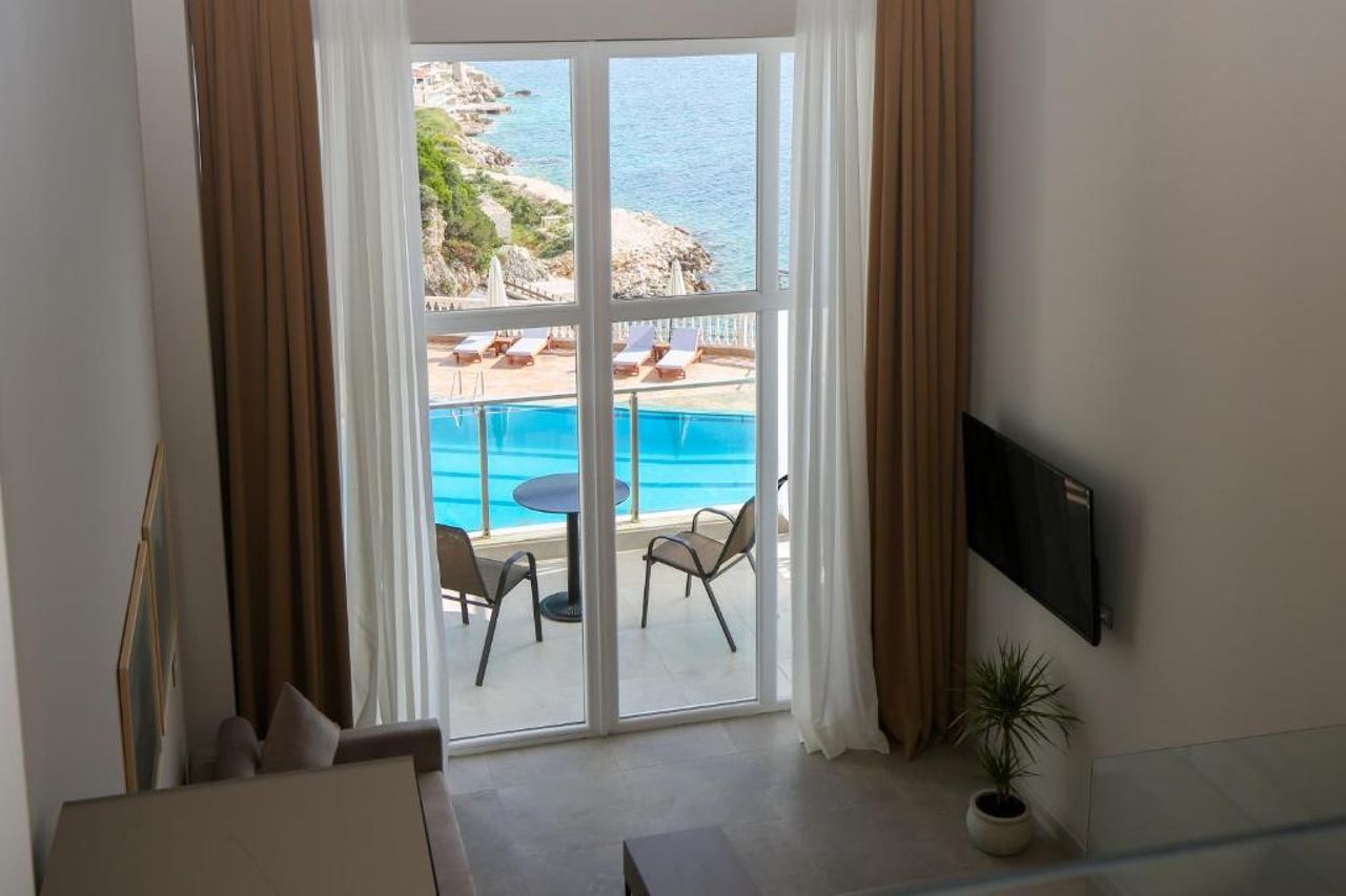 Toto Boutique Hotel & Apartments