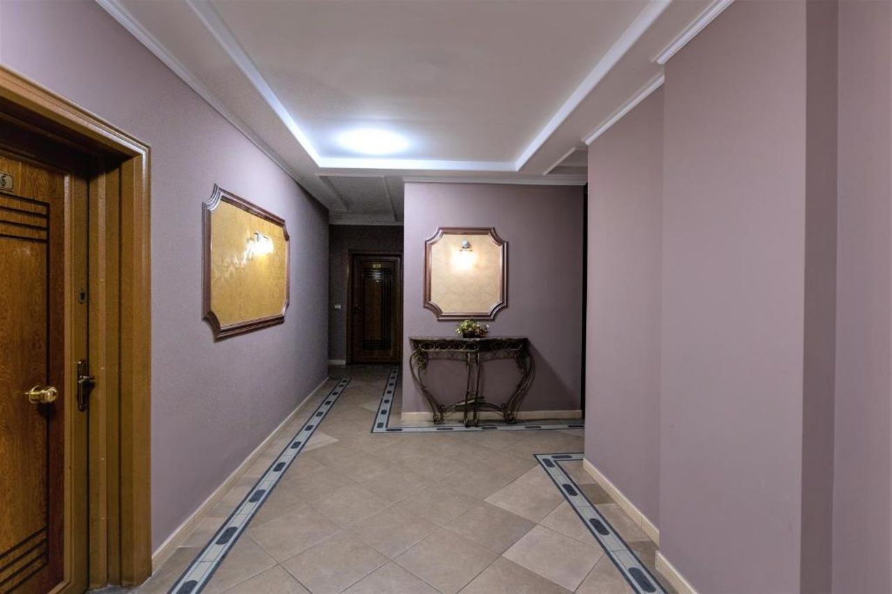 Prince Hotel