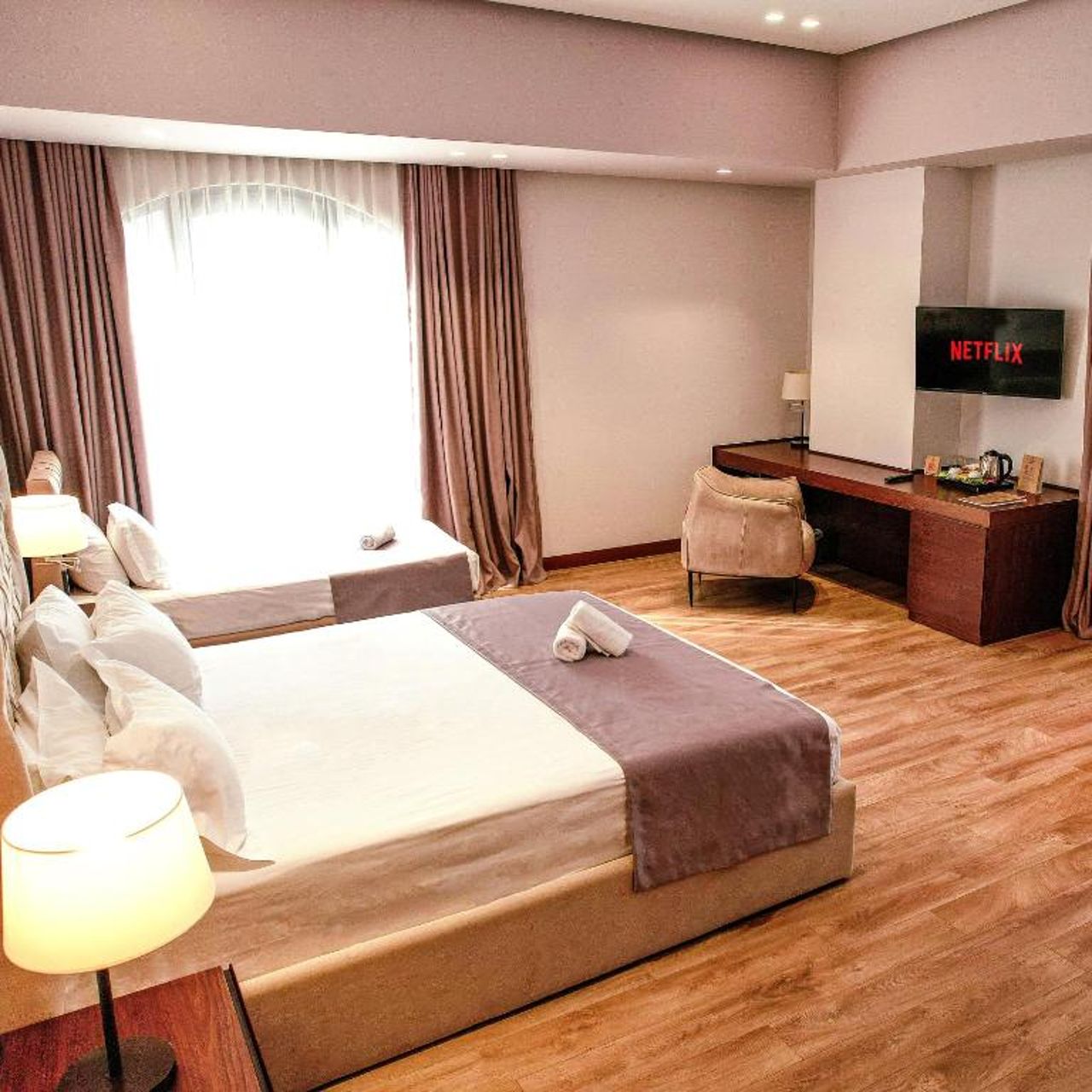 Portik Hotel