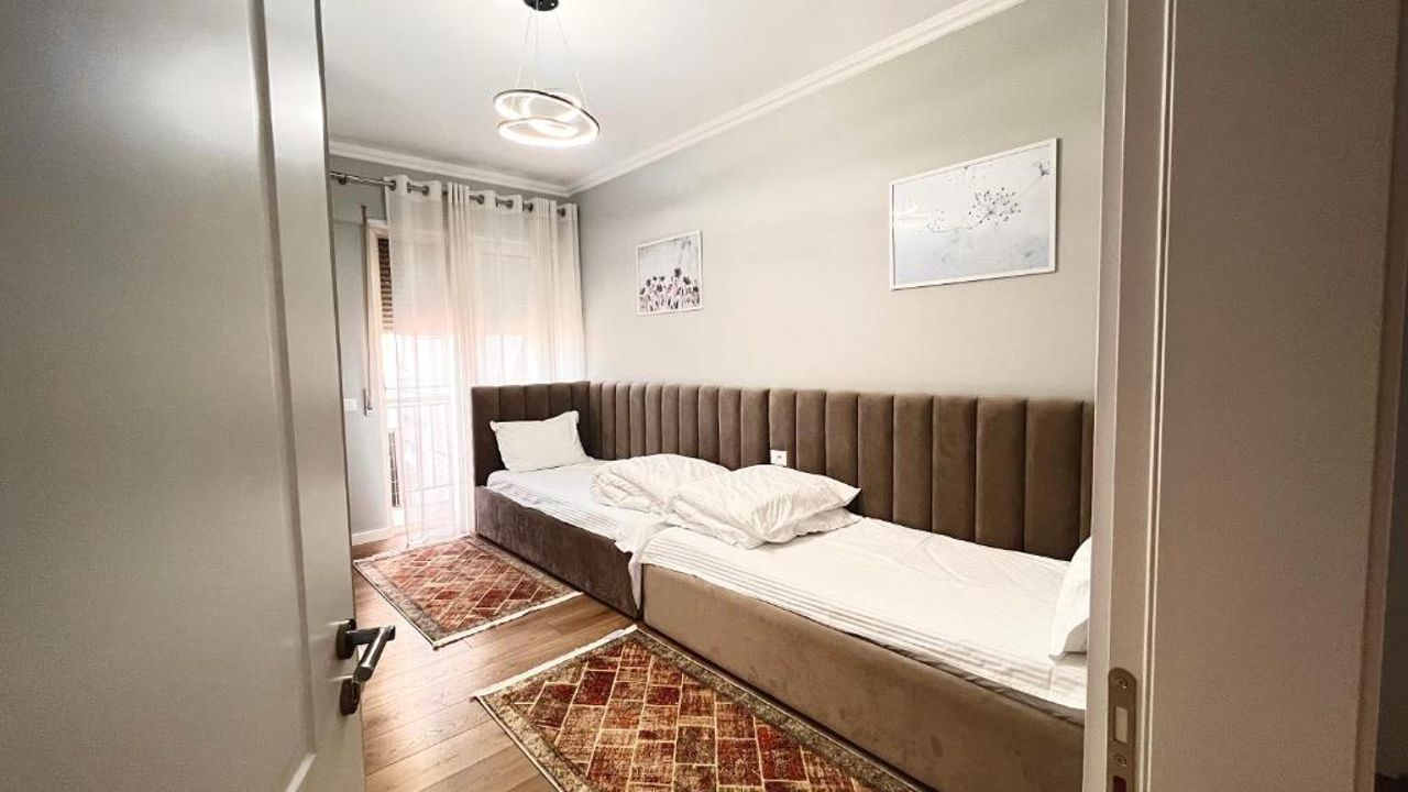 Zeus Tirana Suite