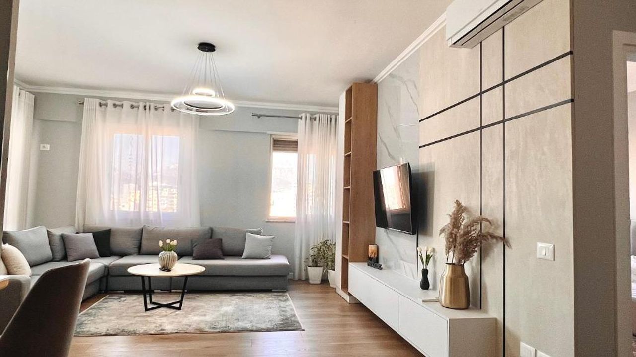 Zeus Tirana Suite