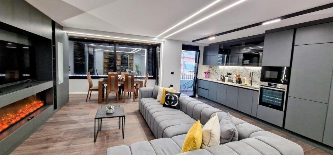 City Block Apartment - Free Parking