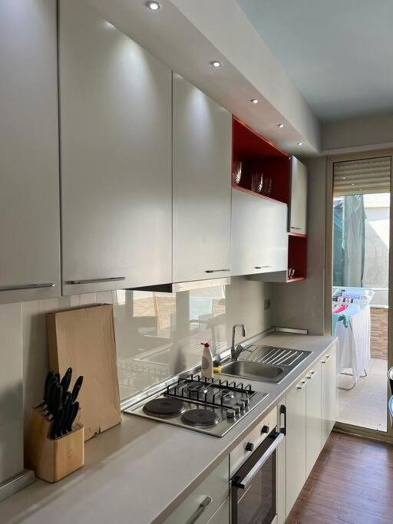 Großzügige Wohnung in zentraler Lage mit Balkon