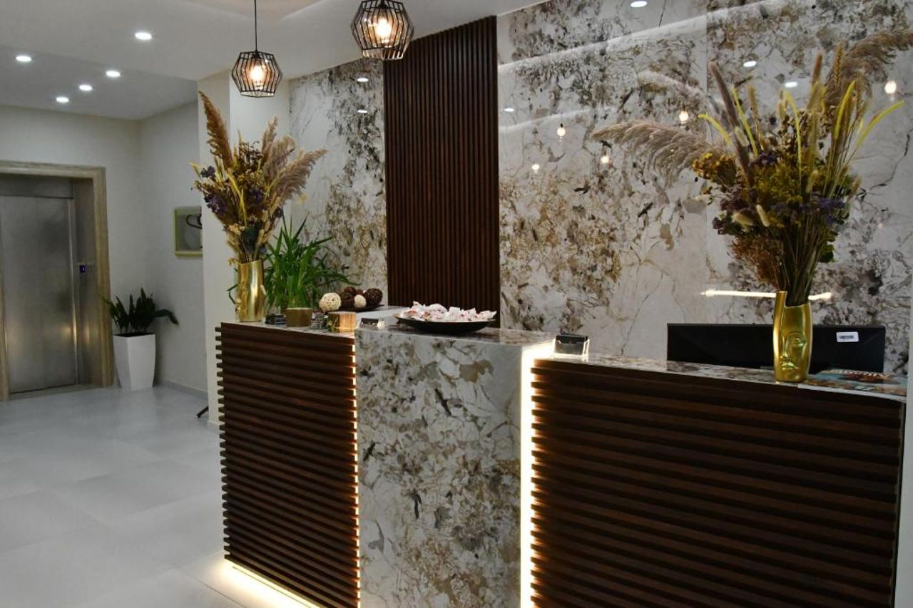 Elite Hotel
