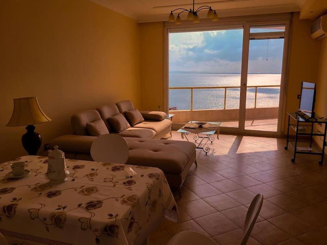 Saranda’s Sky Line Apartment