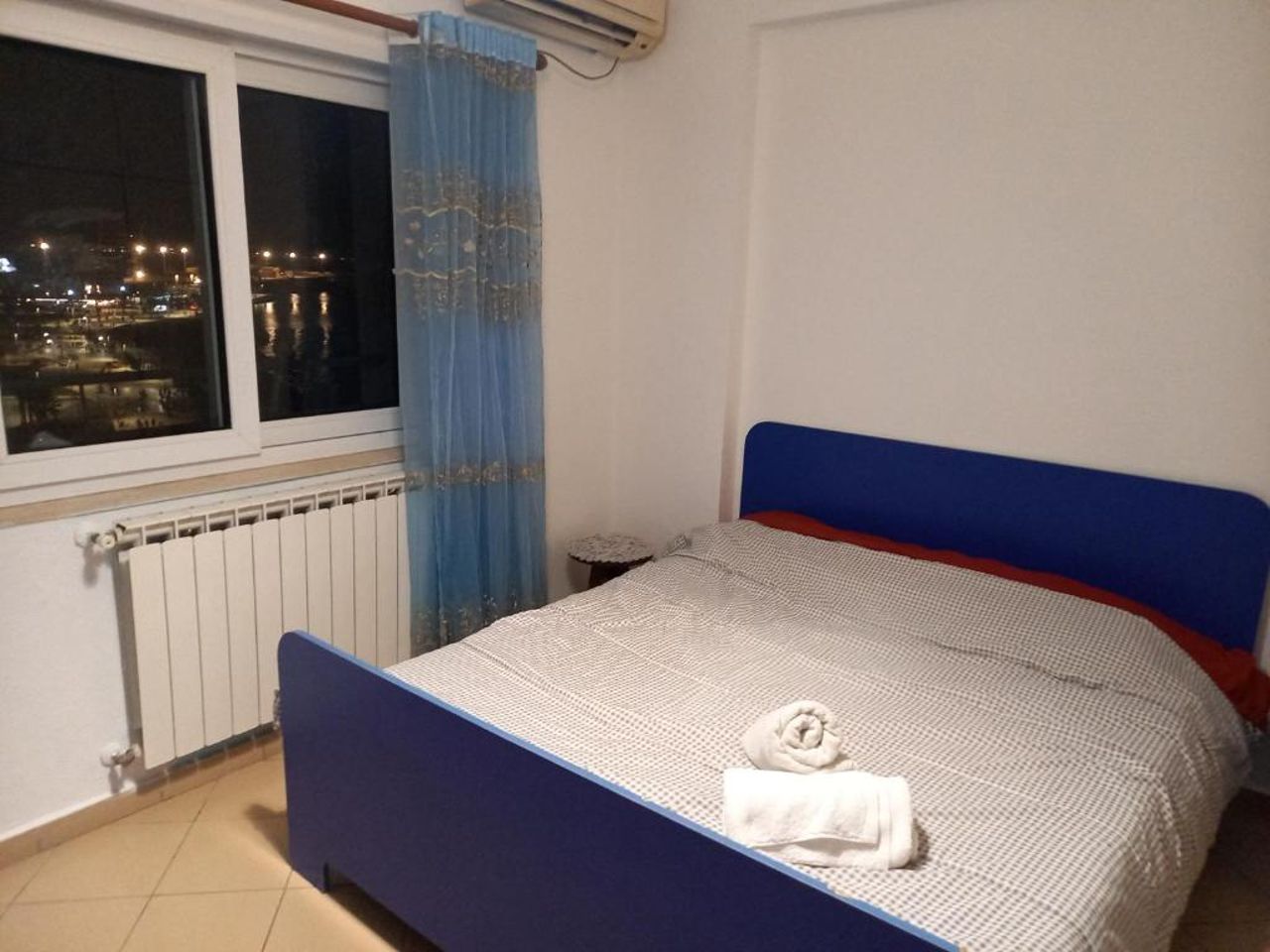 Sea View Holiday Apartment in Durres Centre