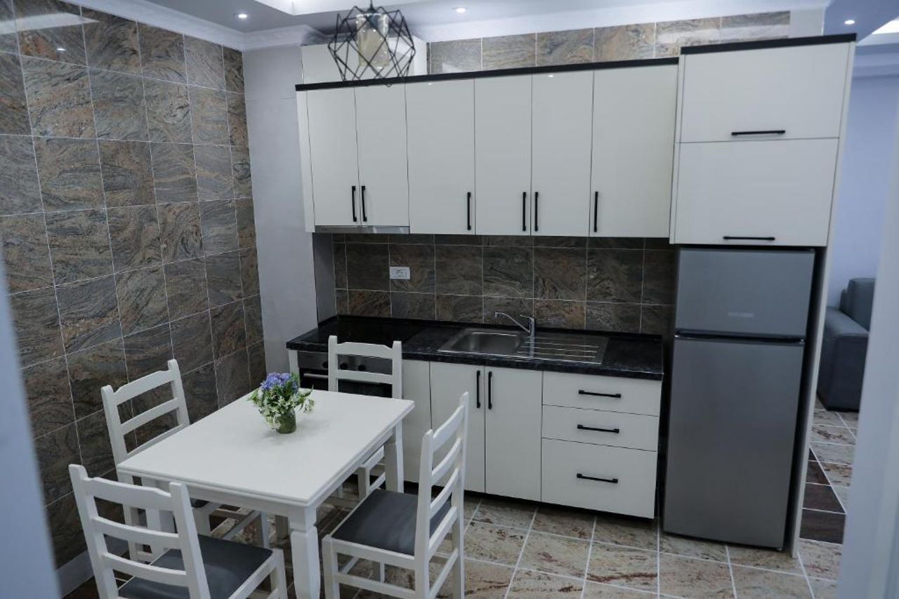 Fishta apartments Q5 35