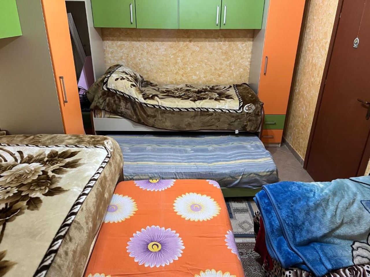 Dennis apartment
