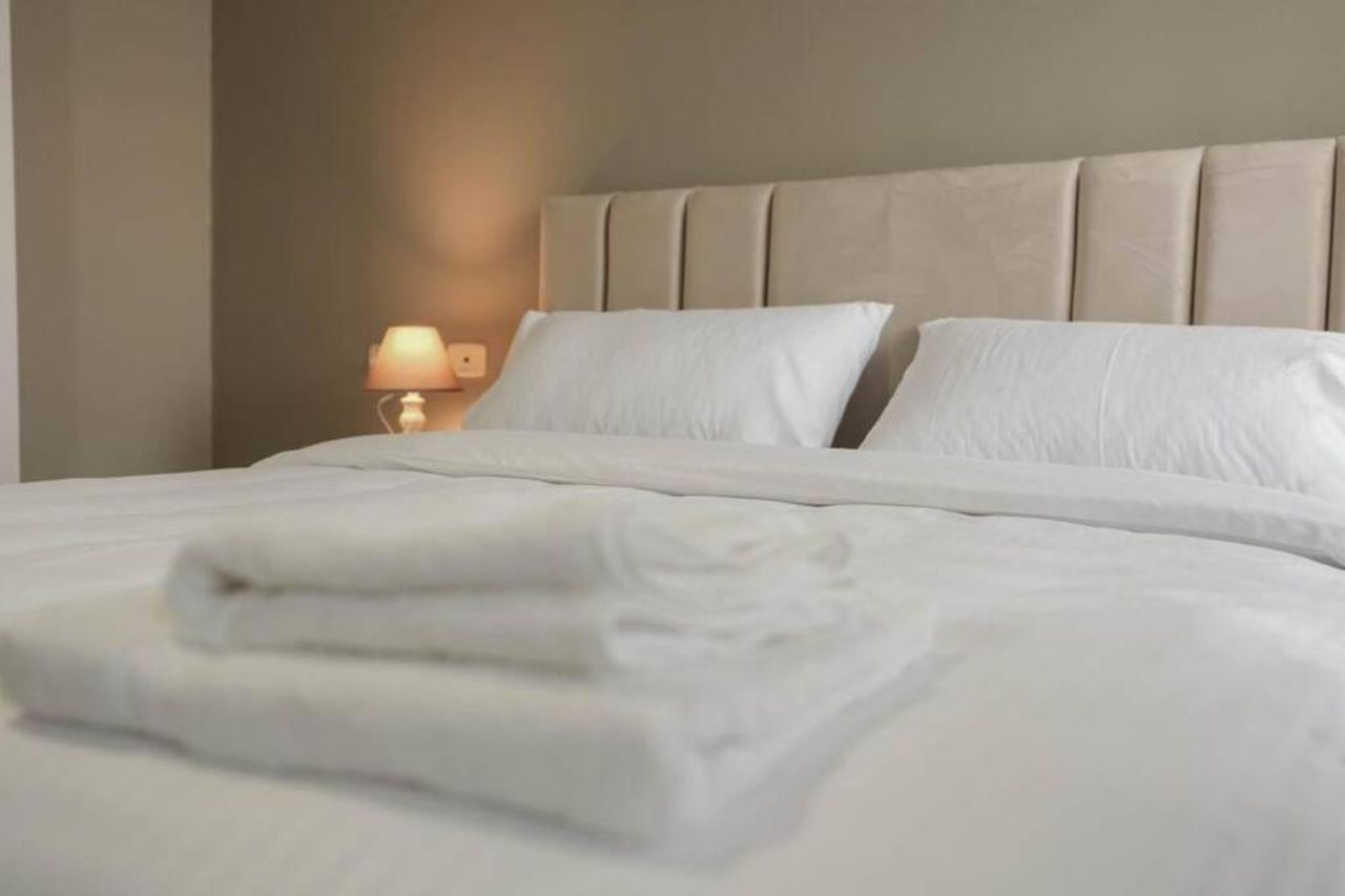 Staycation, City Center Apartment