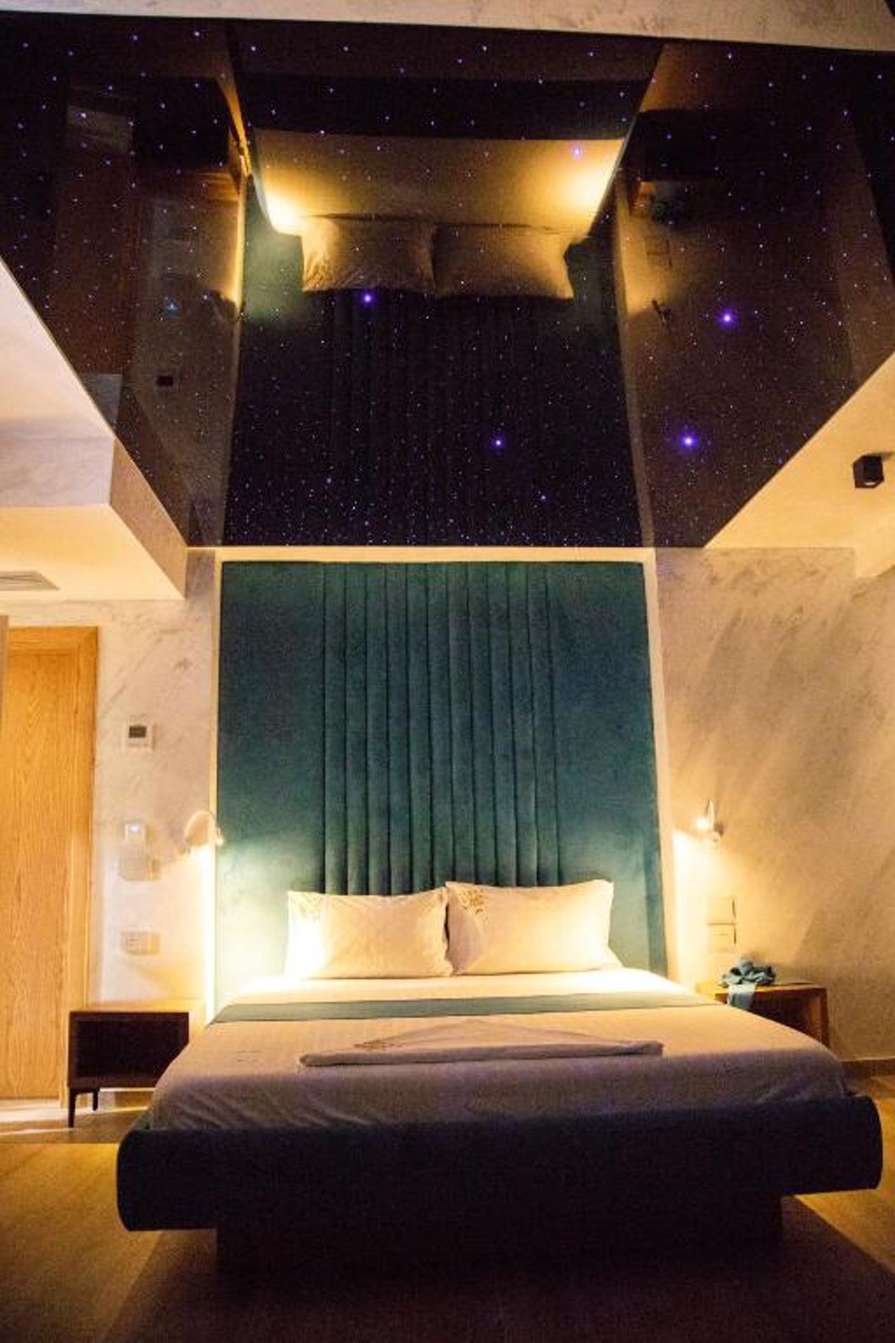 Vila One Beach Hotel