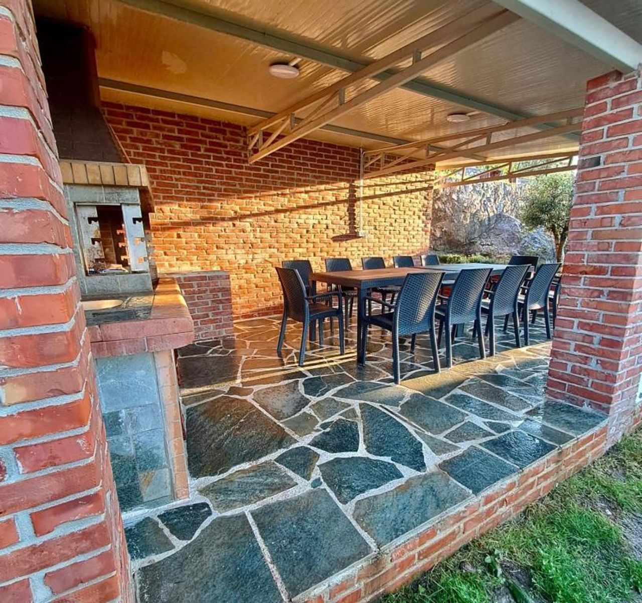 Xhuli Guesthouse