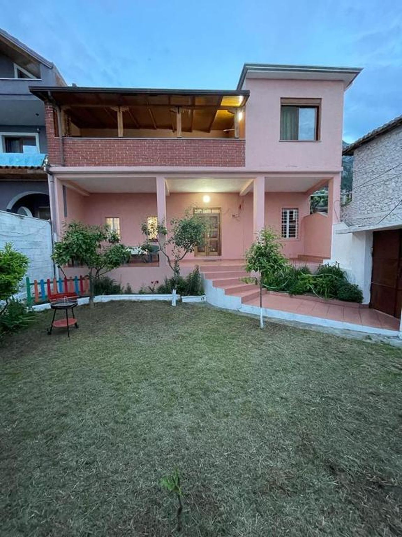 Center Vila 8 Kruje