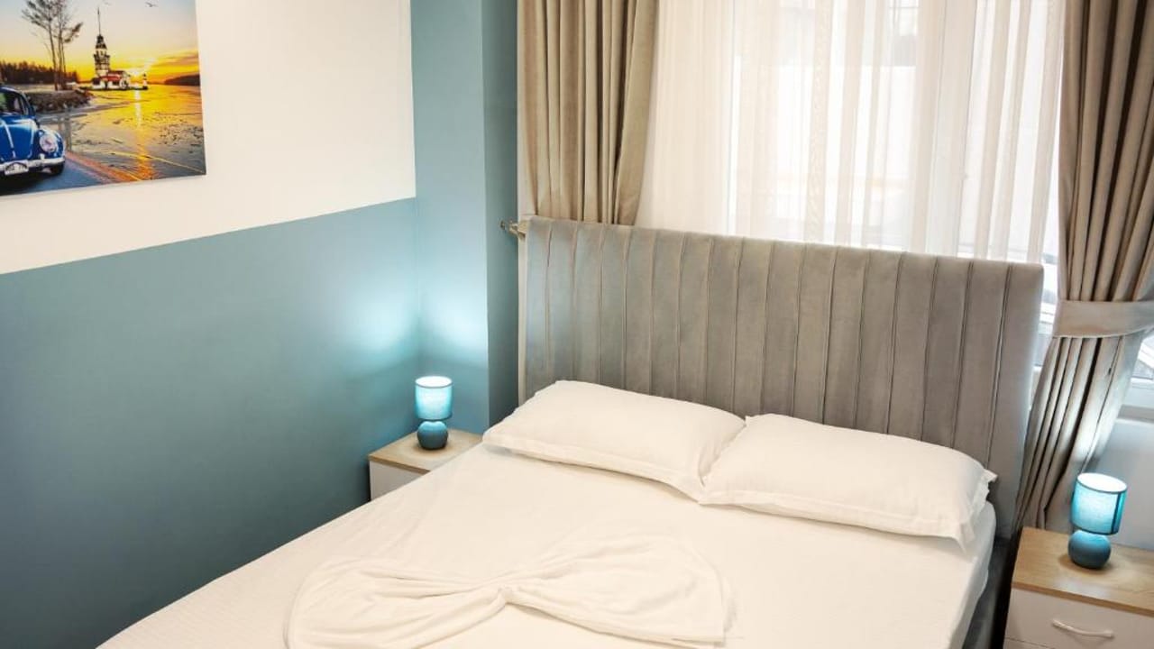 Hotel Luris