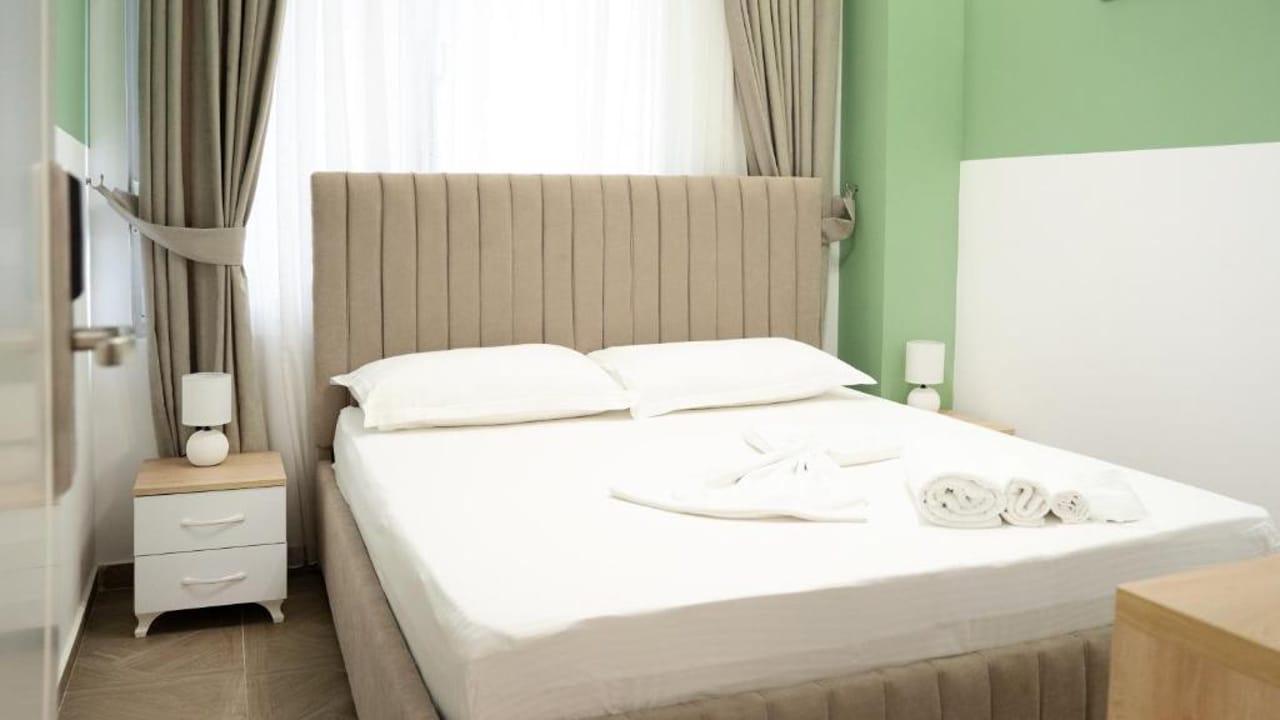 Hotel Luris