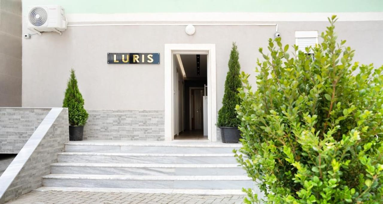 Hotel Luris