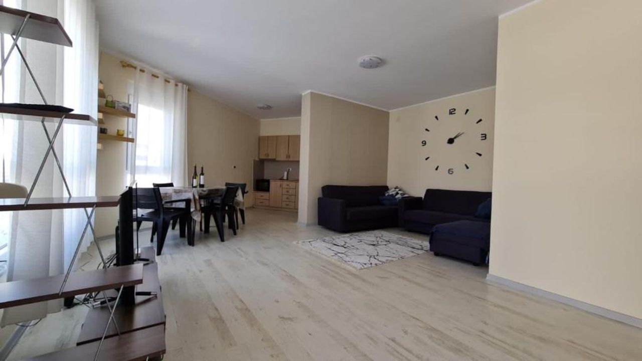 Apartment in Qerret