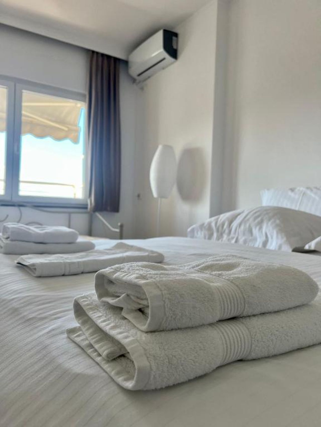 Tirana Yellow Apartment