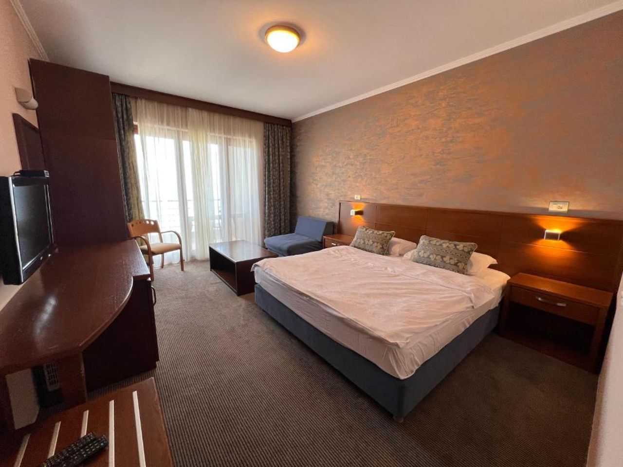 Hotel Millennium