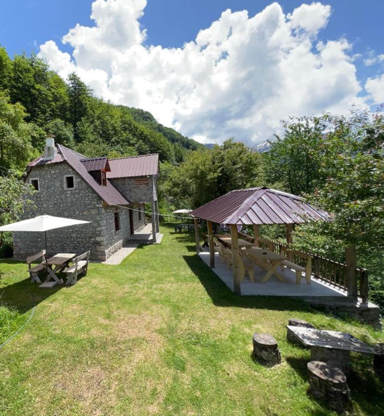 Guest House Gjelaj