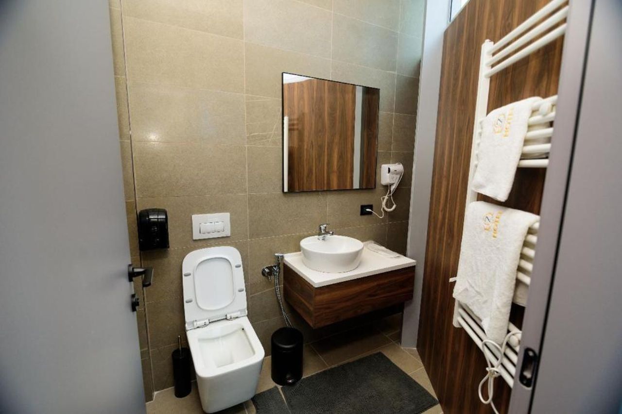 Hotel Zeneli Vlore