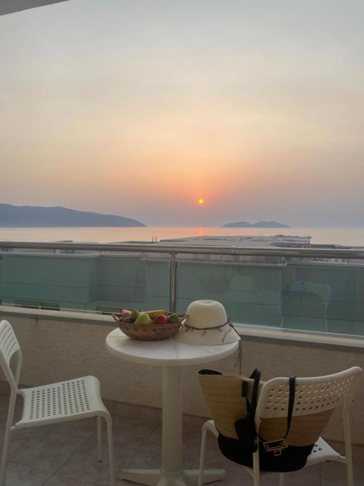 Sunset Apartment