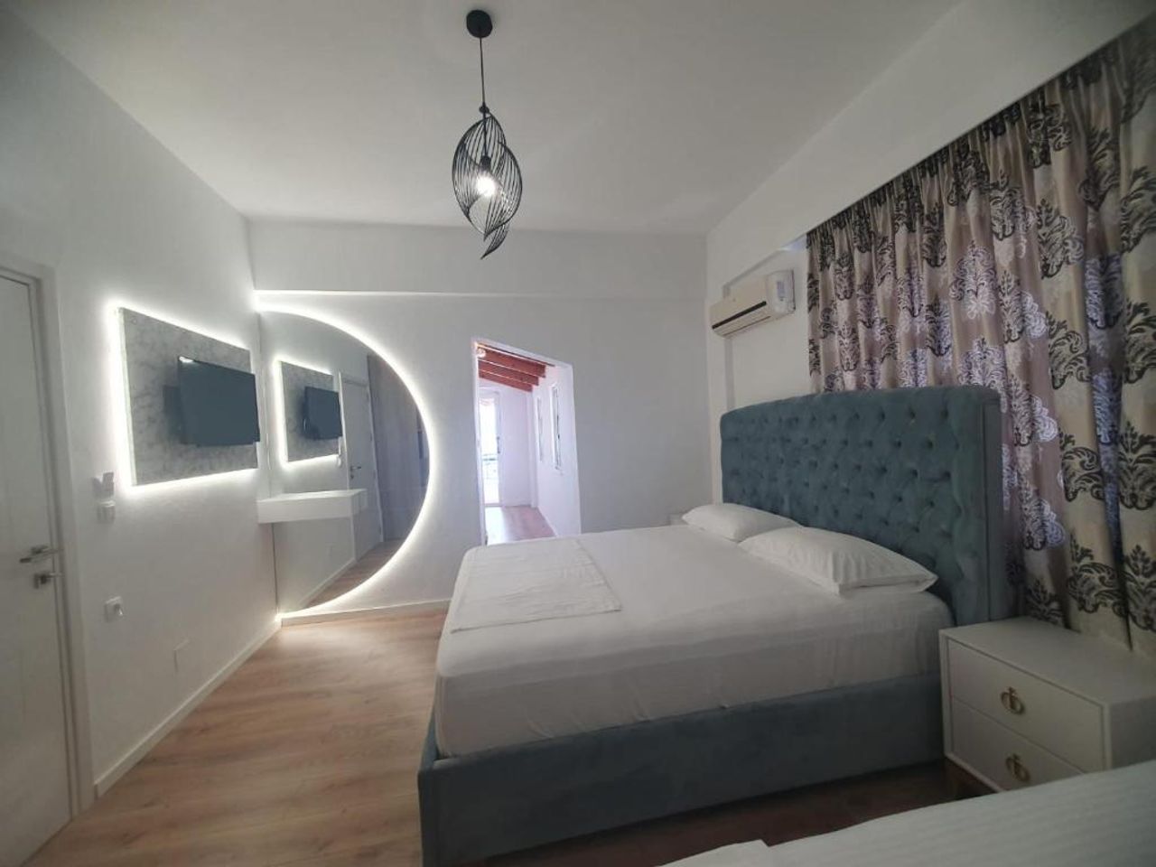 Murati Suites