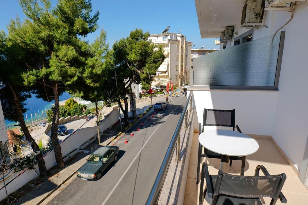 Hotel Argjiro