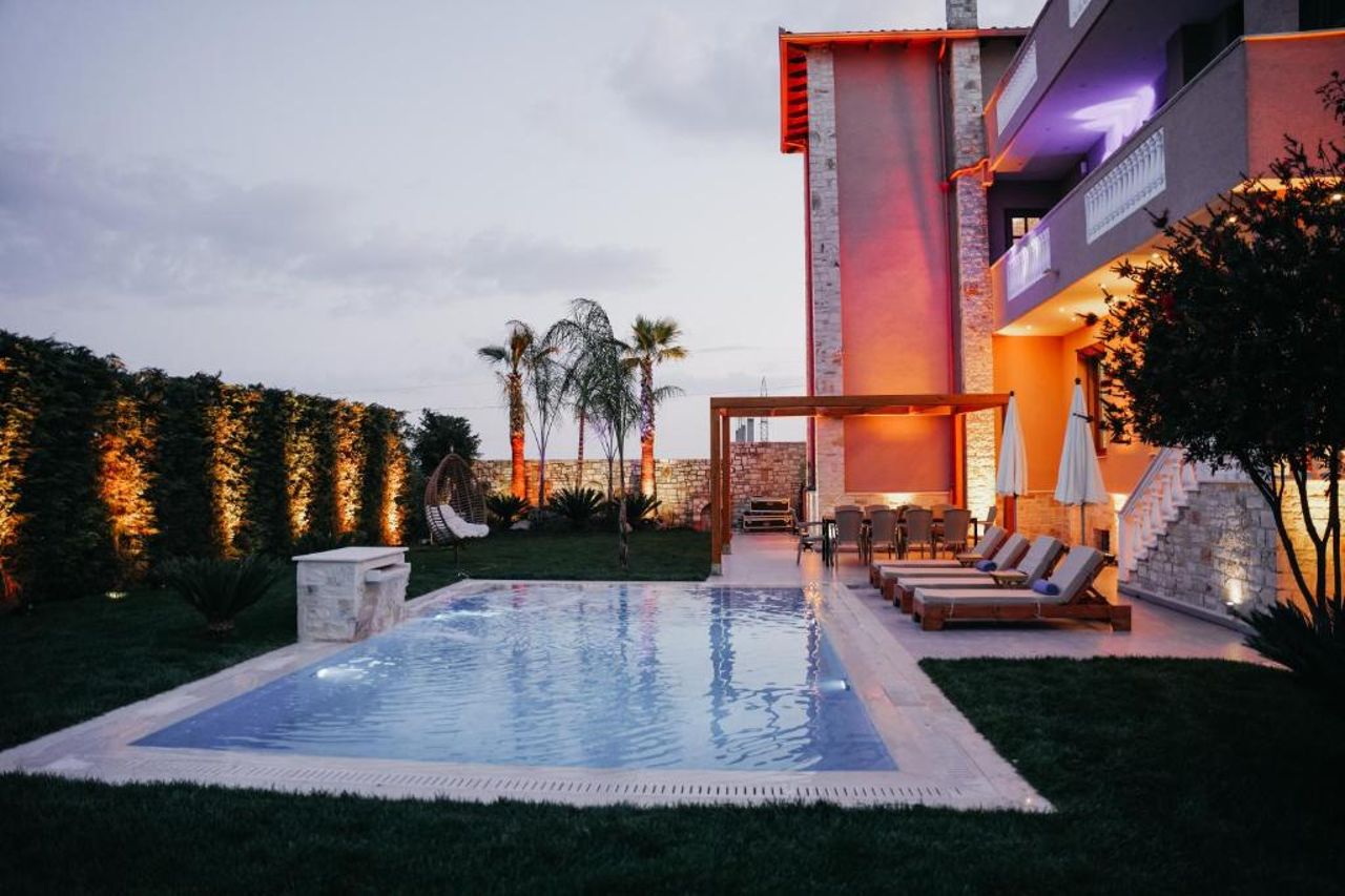 Green Villa