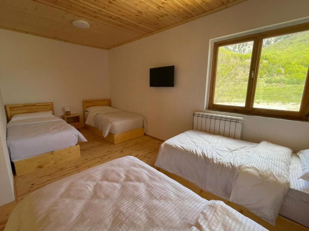 Mik Hotel Vermoshi
