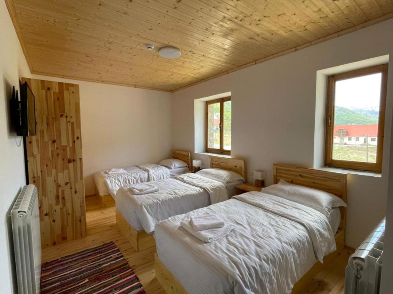 Mik Hotel Vermoshi